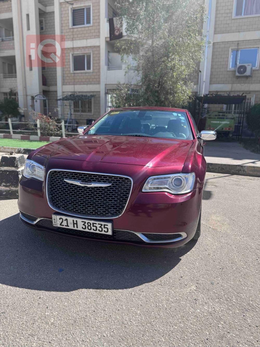 کرایسلەر 300